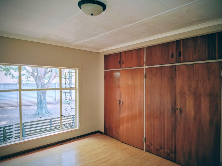 To Let 3 Bedroom Property for Rent in La Hoff North West